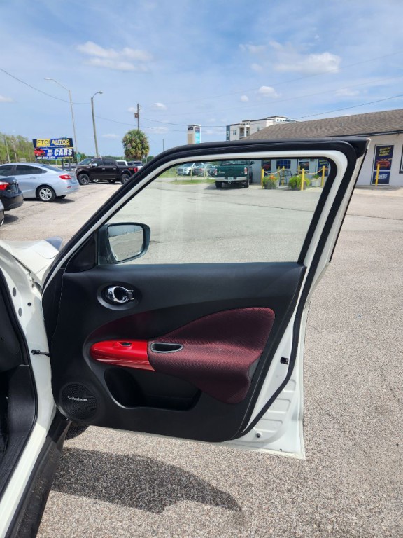 2015 Nissan Juke Image 15