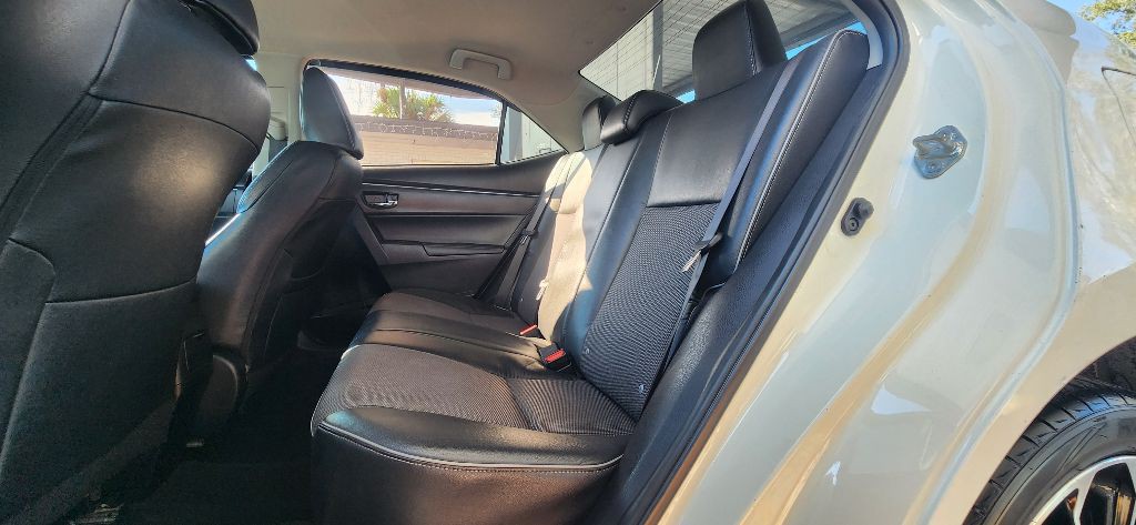 2013 Toyota Corolla Image 9