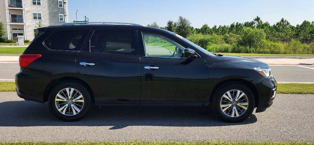 2019 Nissan Pathfinder Image 4