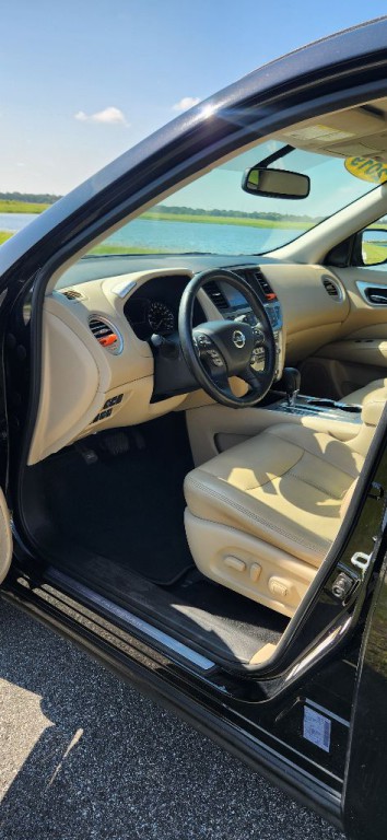 2019 Nissan Pathfinder Image 10