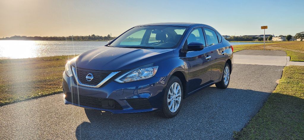 2018 Nissan Sentra Image 1