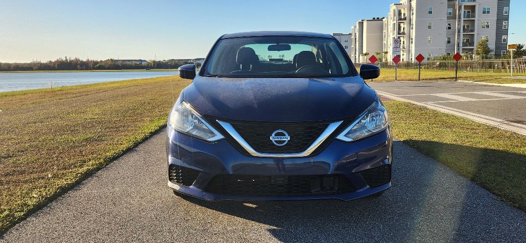 2018 Nissan Sentra Image 2