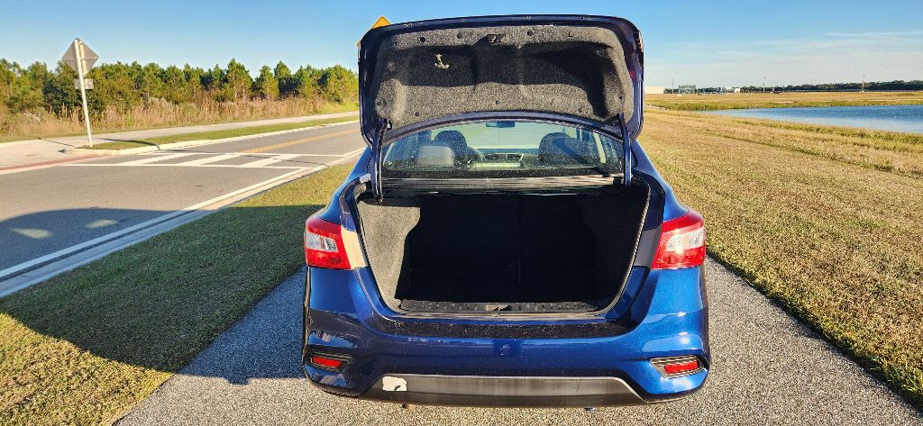 2018 Nissan Sentra Image 24