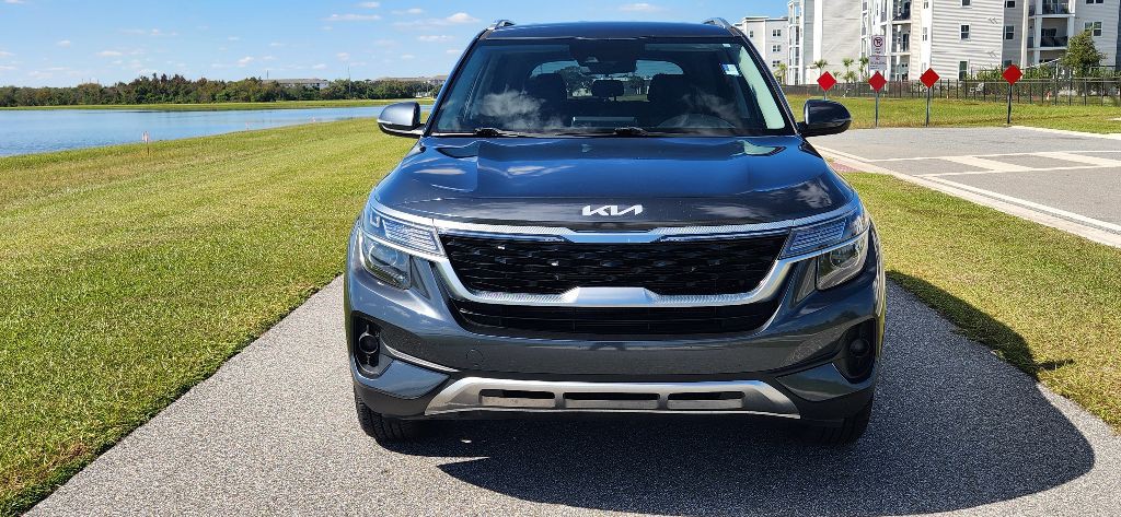 2023 Kia Seltos Image 2