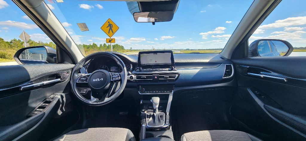 2023 Kia Seltos Image 12