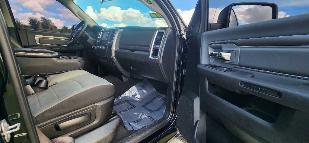 2021 RAM 1500 Image 20