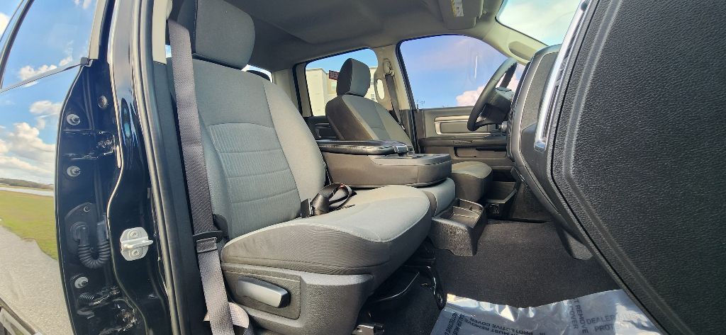 2021 RAM 1500 Image 21