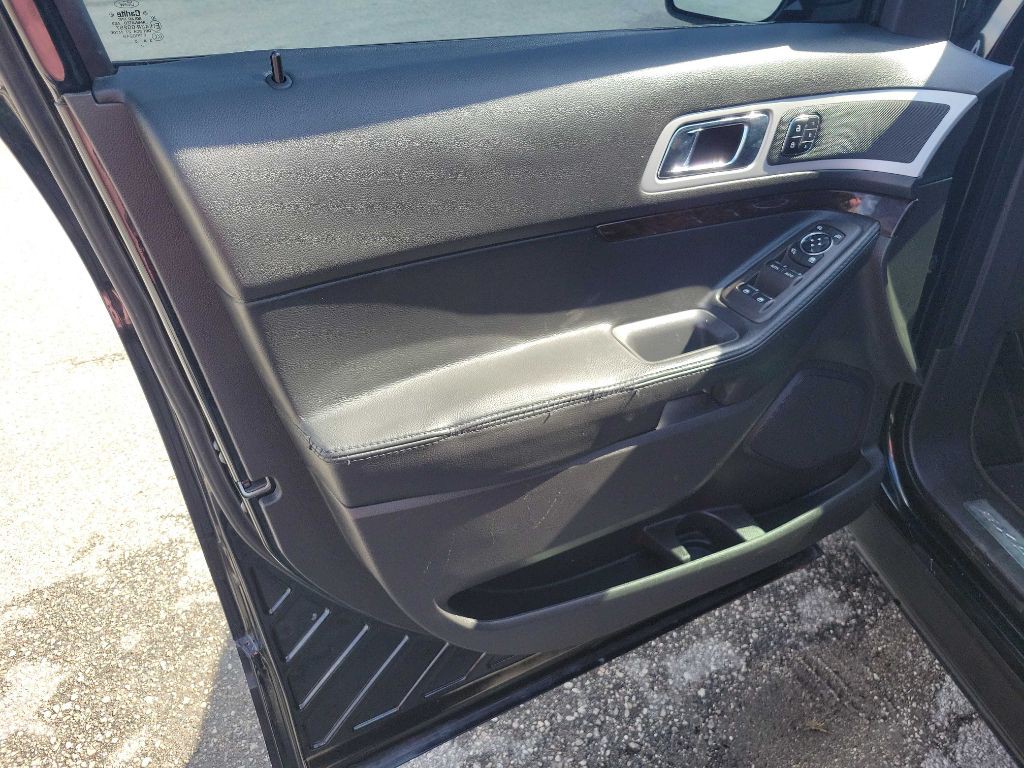 2014 Ford Explorer Image 7