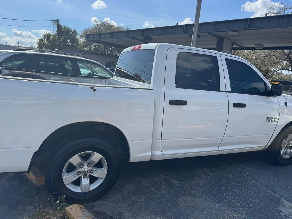 2017 RAM 1500 Image 4