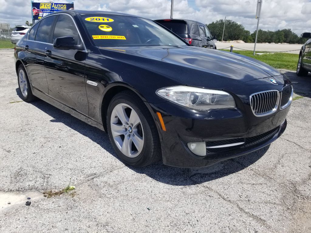 2011 BMW 5 Series Image 8