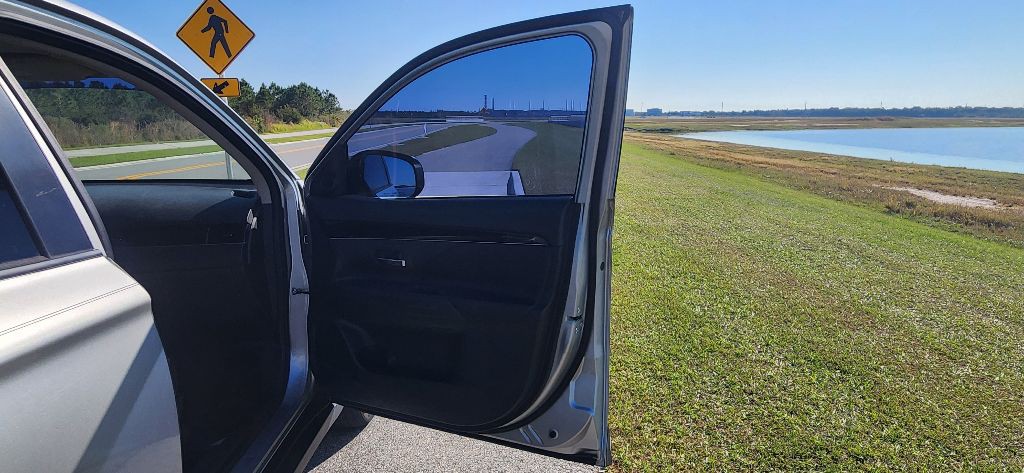 2019 Mitsubishi Outlander Image 18