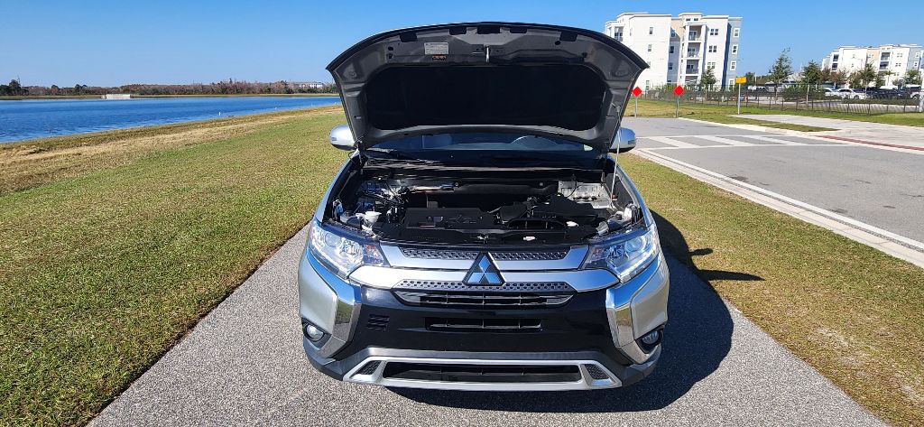 2019 Mitsubishi Outlander Image 26