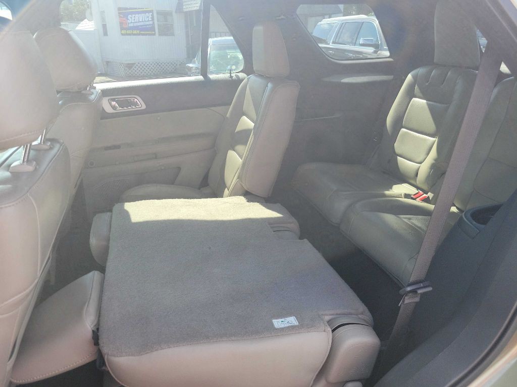 2013 Ford Explorer Image 9
