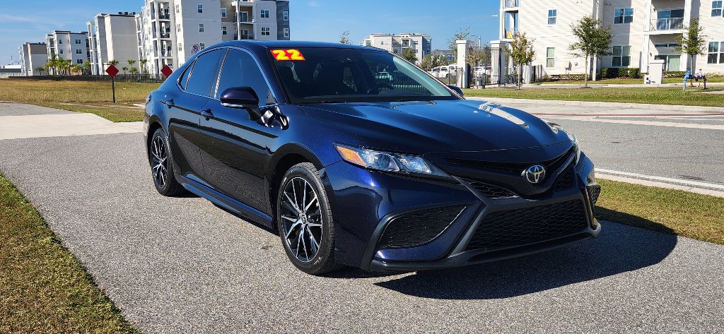 2022 Toyota Camry Image 1