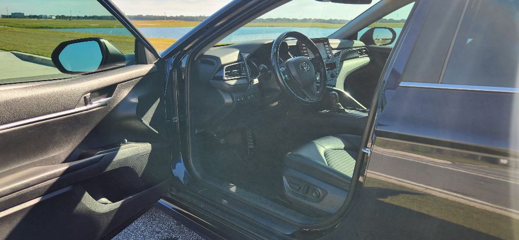 2022 Toyota Camry Image 10