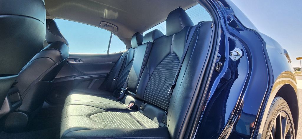 2022 Toyota Camry Image 17