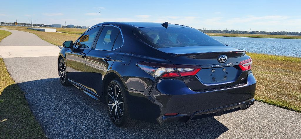 2022 Toyota Camry Image 5