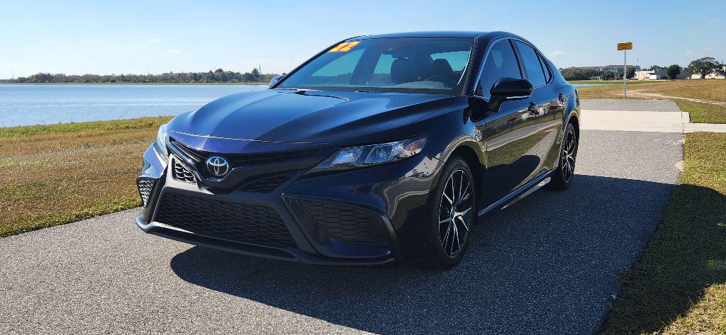 2022 Toyota Camry Image 7