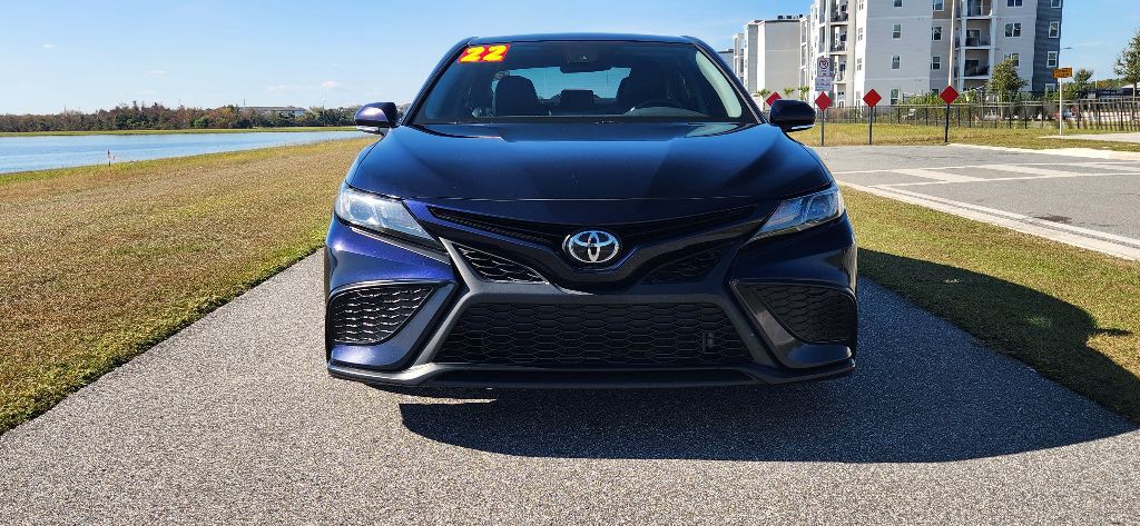 2022 Toyota Camry Image 8