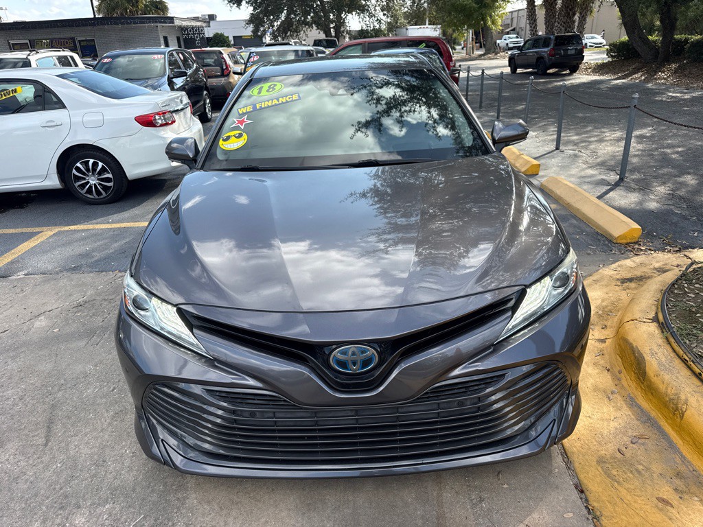 2018 Toyota Camry Image 9