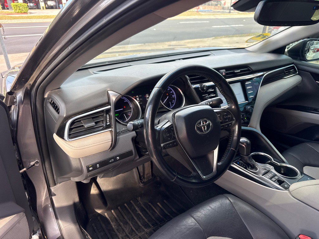 2018 Toyota Camry Image 10