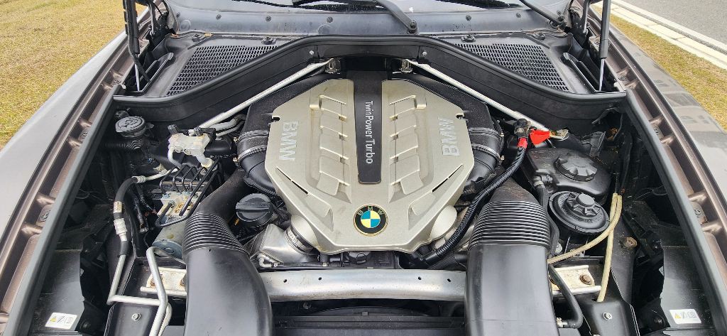 2011 BMW X5 Image 27