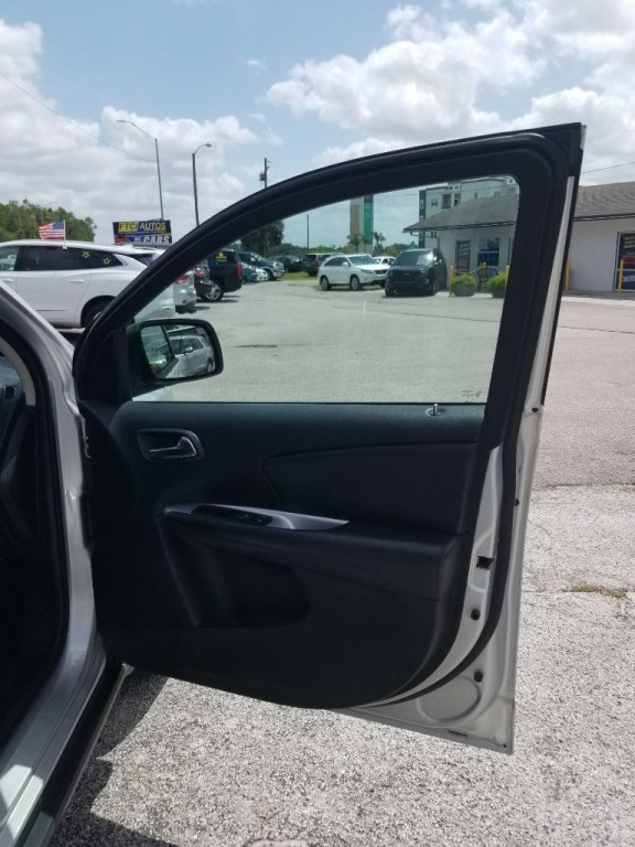 2012 Dodge Journey Image 11