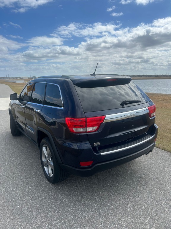 2012 Jeep Grand Cherokee Image 4