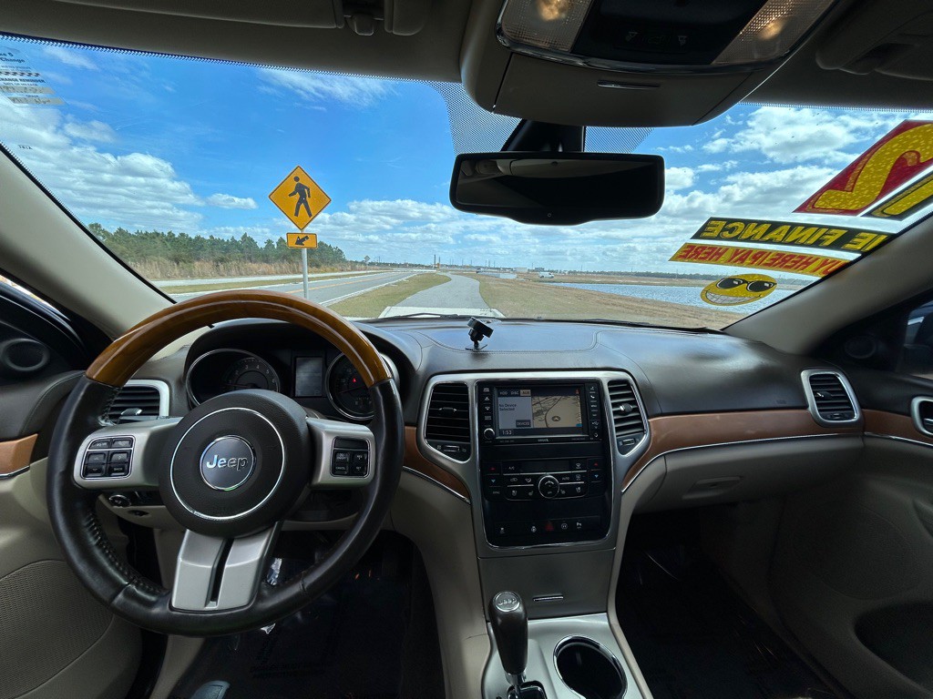 2012 Jeep Grand Cherokee Image 6