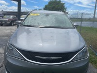 Image for 2020 Chrysler Pacifica Touring L ID: 7249843