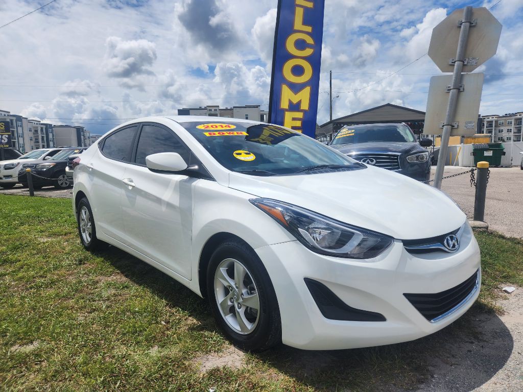 2014 Hyundai Elantra Image 3