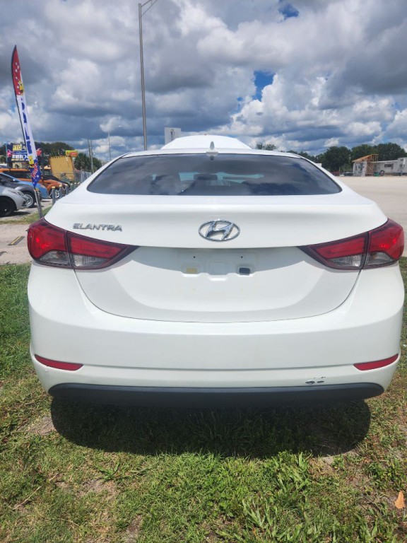 2014 Hyundai Elantra Image 5