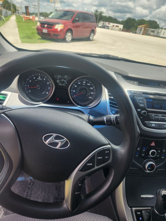 2014 Hyundai Elantra Image 10
