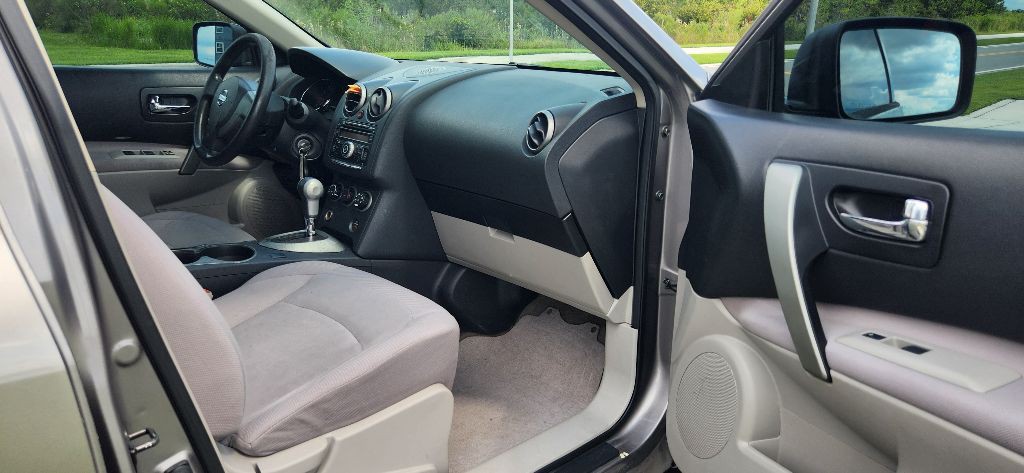 2014 Nissan Rogue Image 18