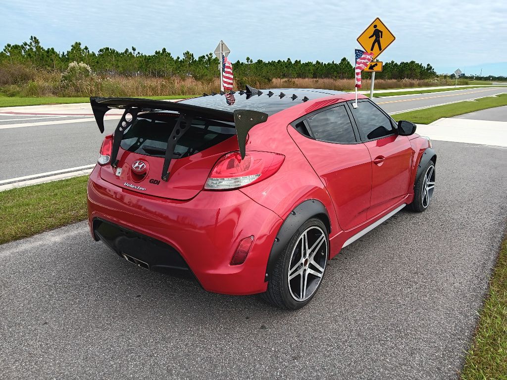 2013 Hyundai Veloster Image 8