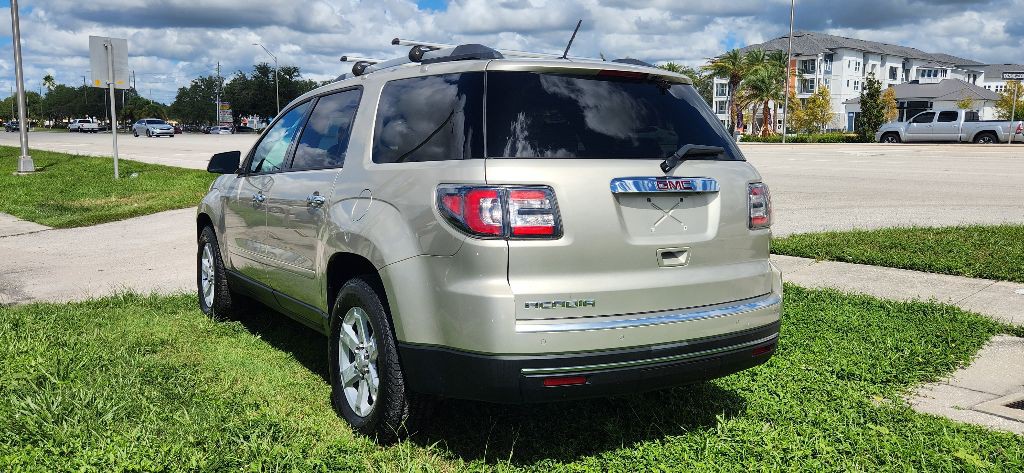 2015 GMC Acadia Image 4