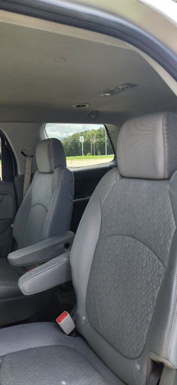 2015 GMC Acadia Image 15