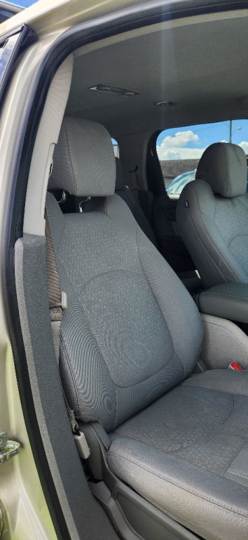 2015 GMC Acadia Image 19