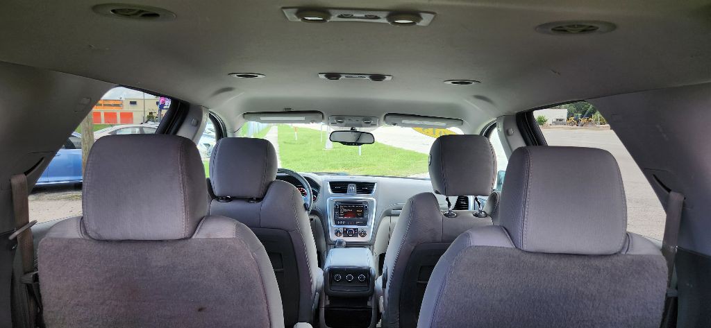 2015 GMC Acadia Image 24