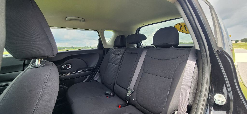 2015 Kia Soul Image 17