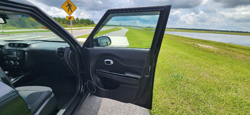 2015 Kia Soul Image 18