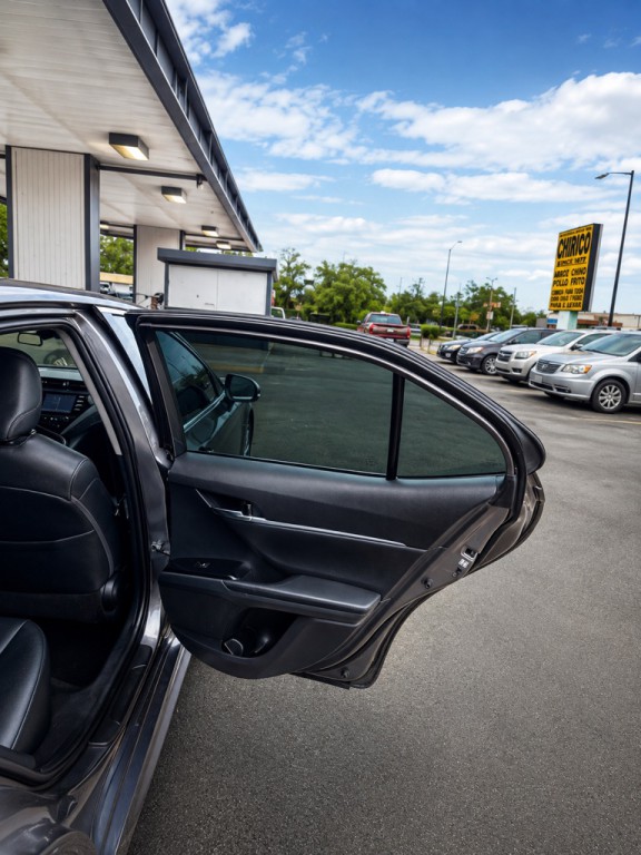 2019 Toyota Camry Image 8