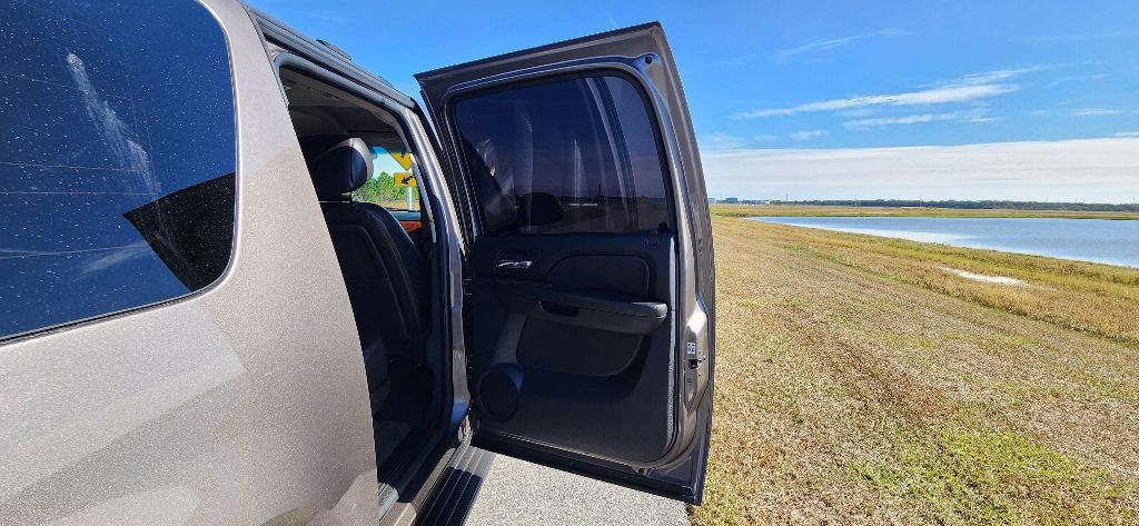 2013 Chevrolet Suburban Image 20