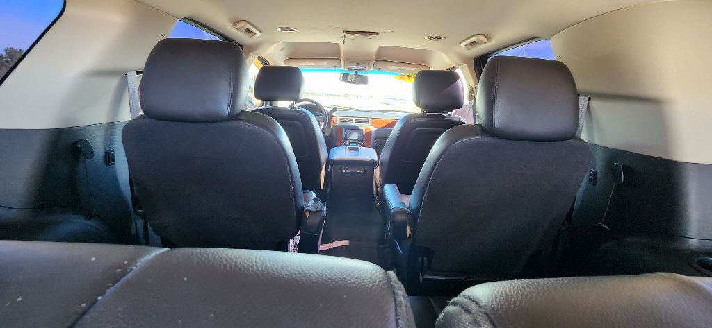 2013 Chevrolet Suburban Image 25
