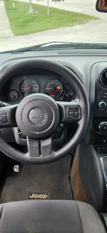 2016 Jeep Compass Image 9