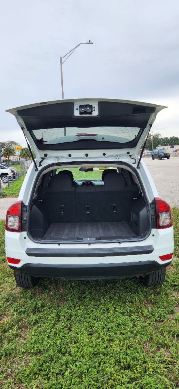 2016 Jeep Compass Image 21