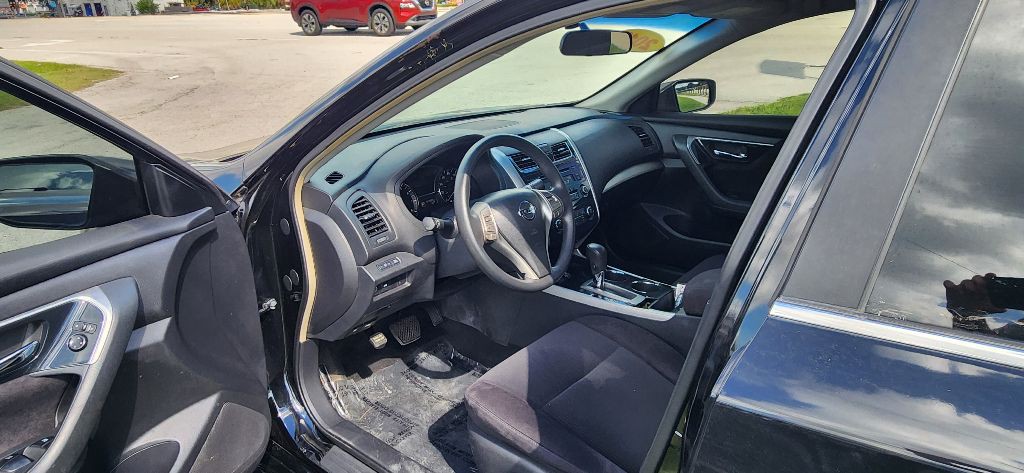 2013 Nissan Altima Image 7