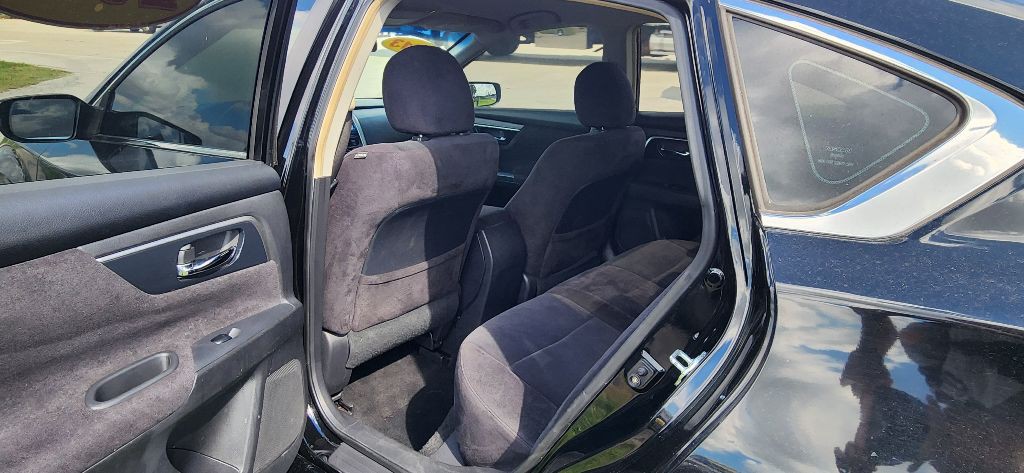 2013 Nissan Altima Image 10