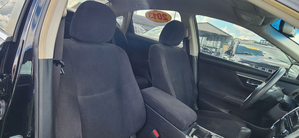 2013 Nissan Altima Image 14