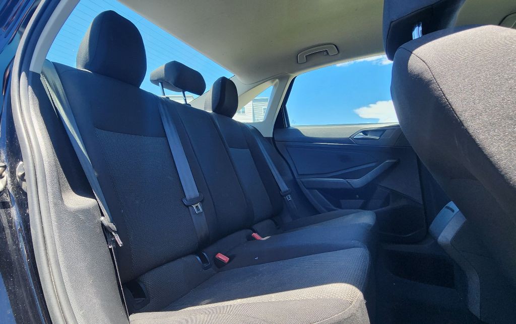 2019 Volkswagen Jetta Image 24